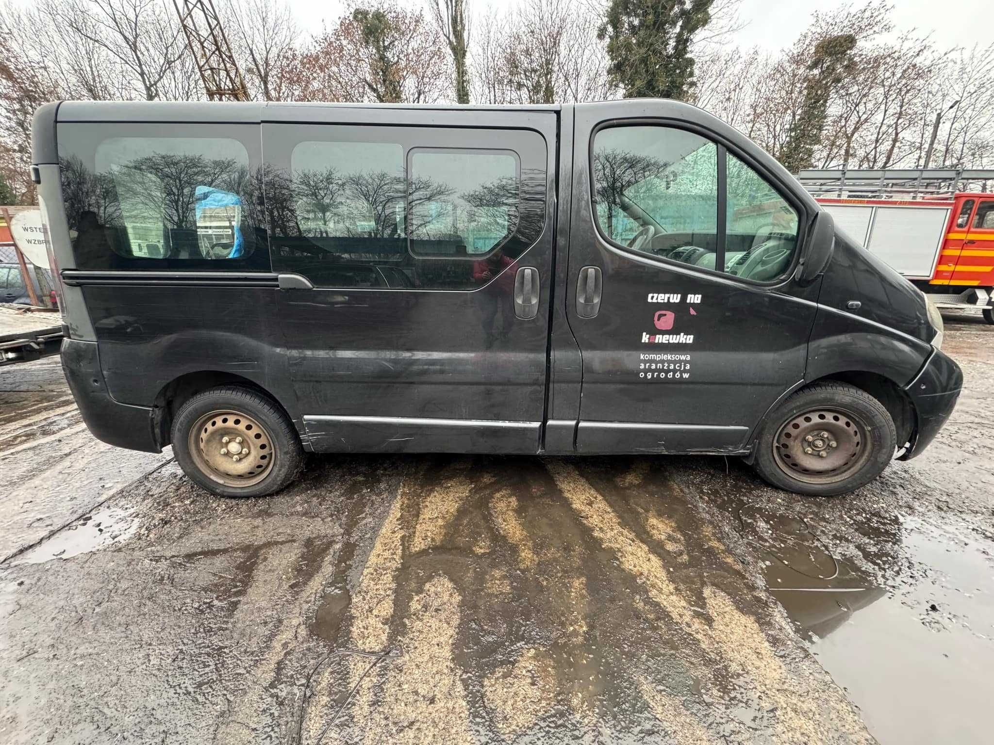 Renault Trafic 2005r. 74.0kW  na części Auto Złom Adax Koźle