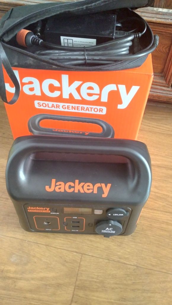 Stacja zasilania Jackery 240 EU. Solar generator