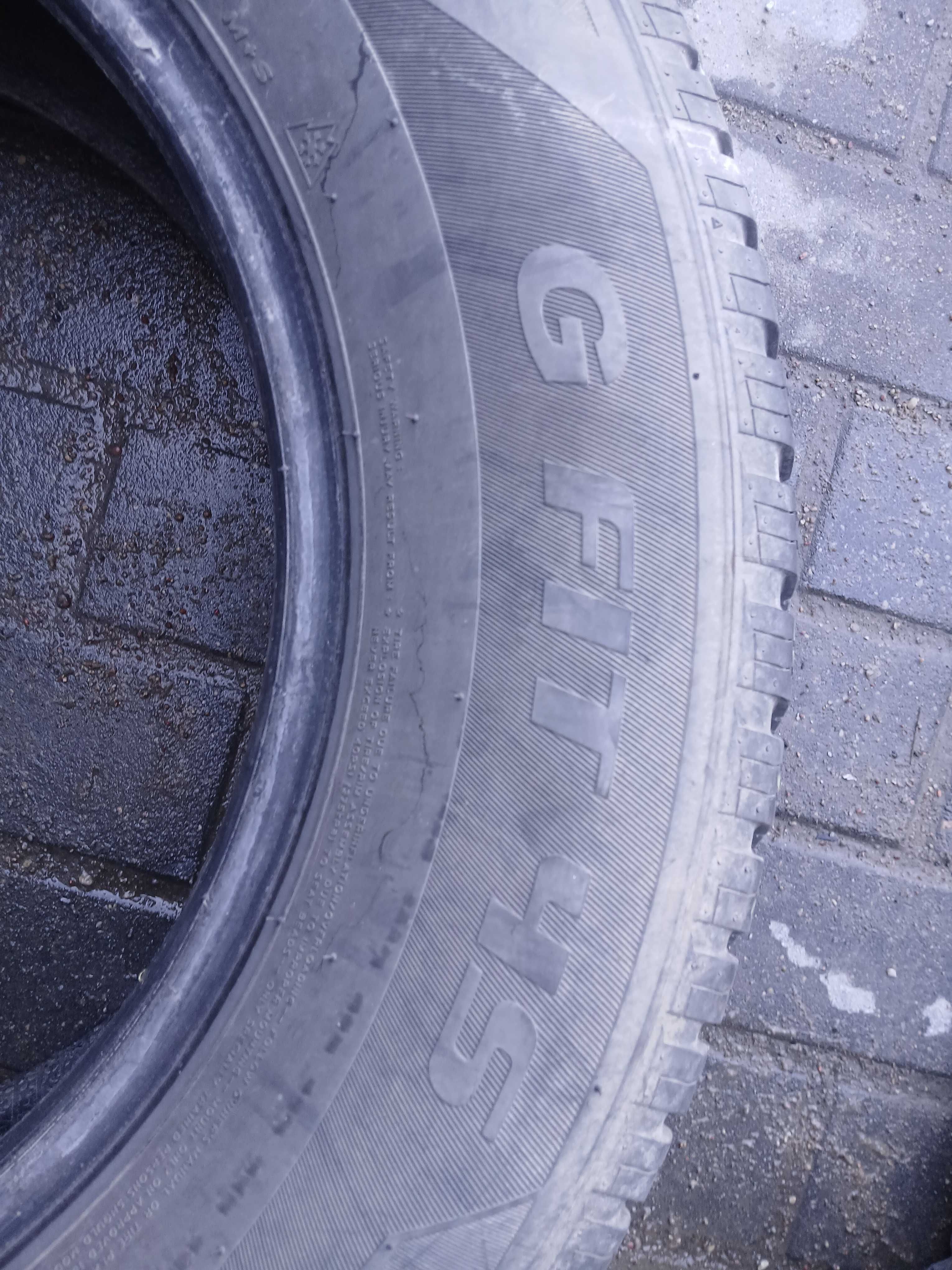 2x używane opony wielosezonowe 215/65 R16 Laufenn Gwarancja Montaż