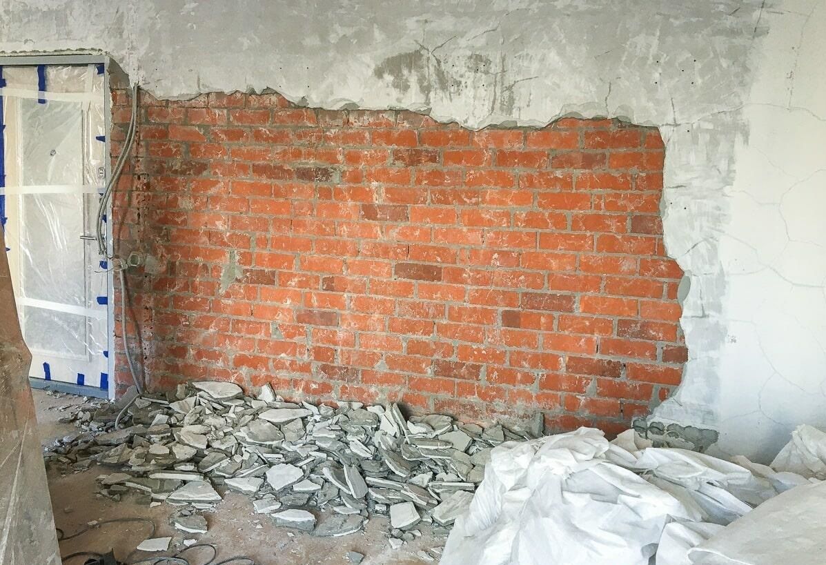 Демонтаж стін, стяжки, бетону. Демонтаж всі види робіт.