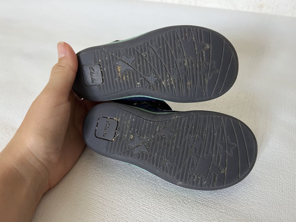 Туфельки на девочку Clarks, 22 размер.