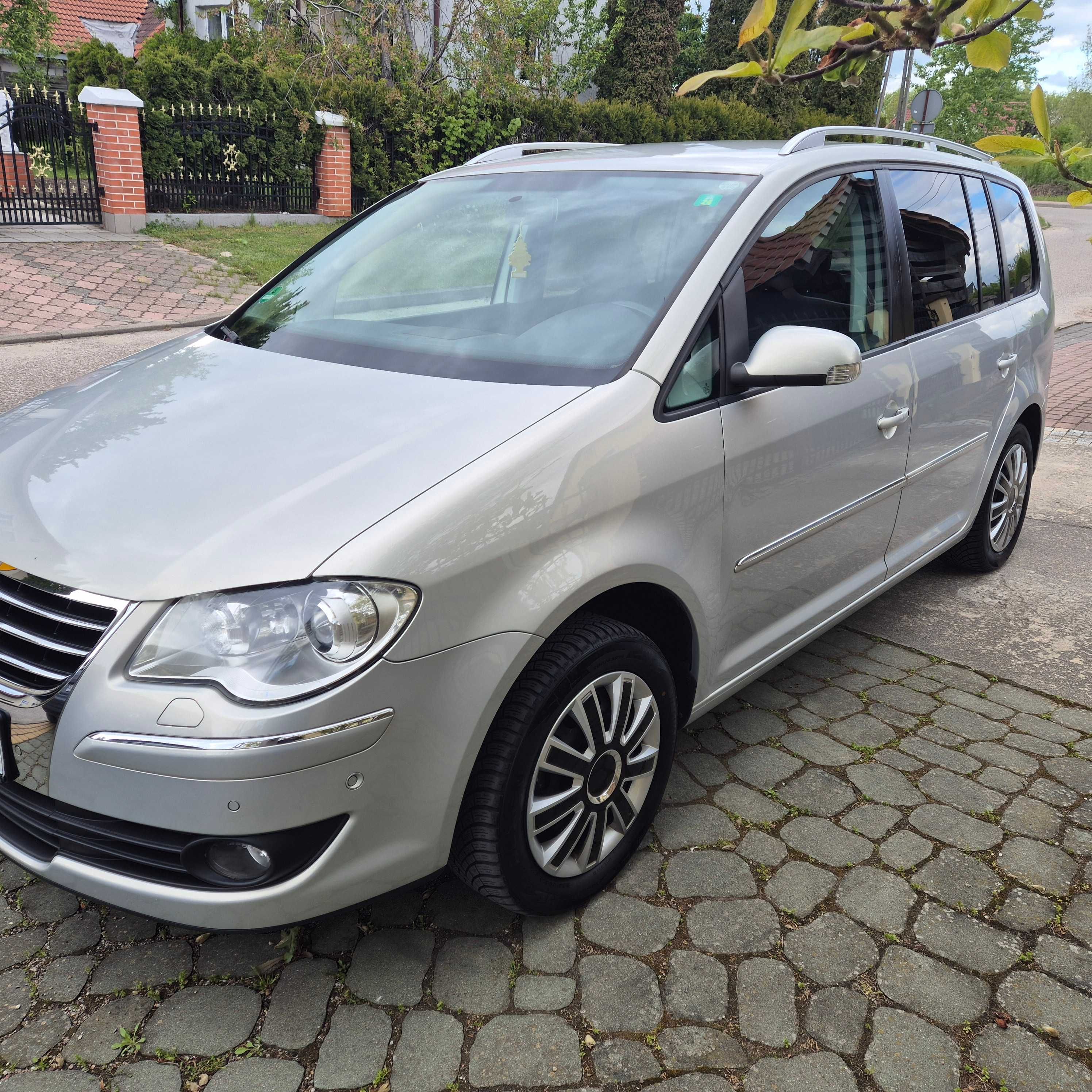 OKAZJA jedyny taki w Polsce Volkswagen Touran 1,4 140km Bezwypadkowy