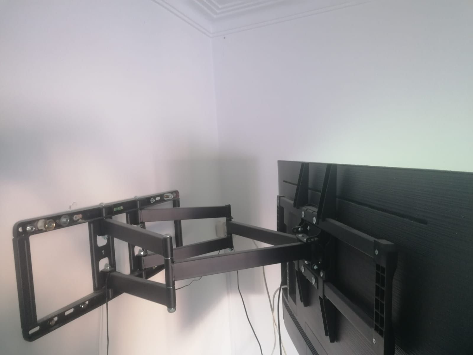 Suporte de televisão QLIVE
