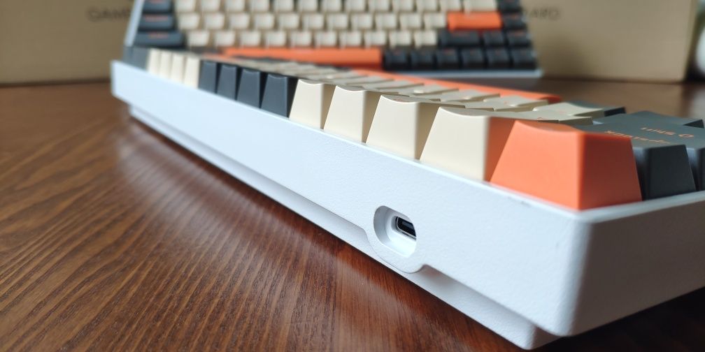 60% Бездротова акумуляторна механічна хотсвапна клавіатура Gibkey G68