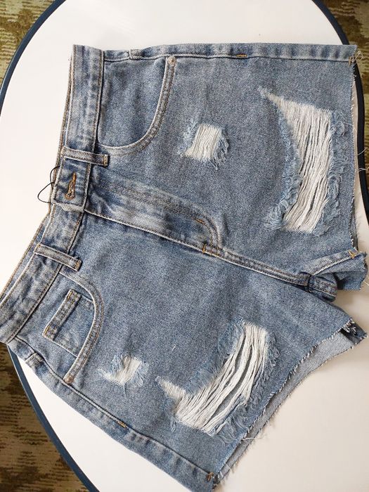 Джинсові шорти нові фірми PLT