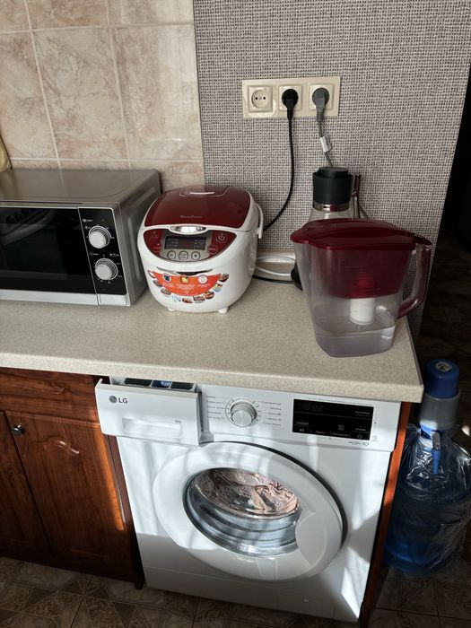 Продам 2 кв с раздельными комнатами на Космосе г Запорожье