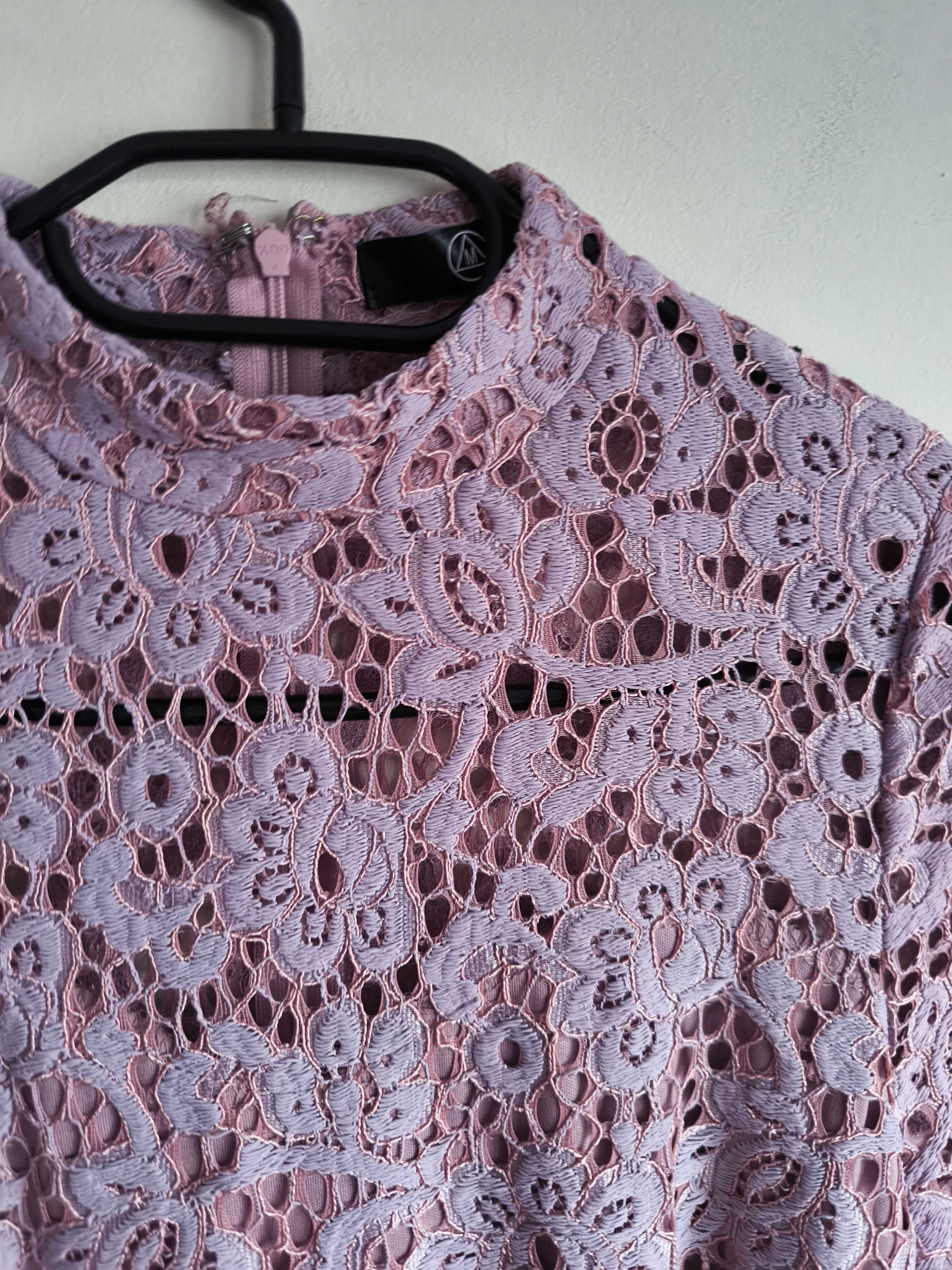 Śliczna sukienka w odcieniu pastelowego fioletu marki Missguided S/36