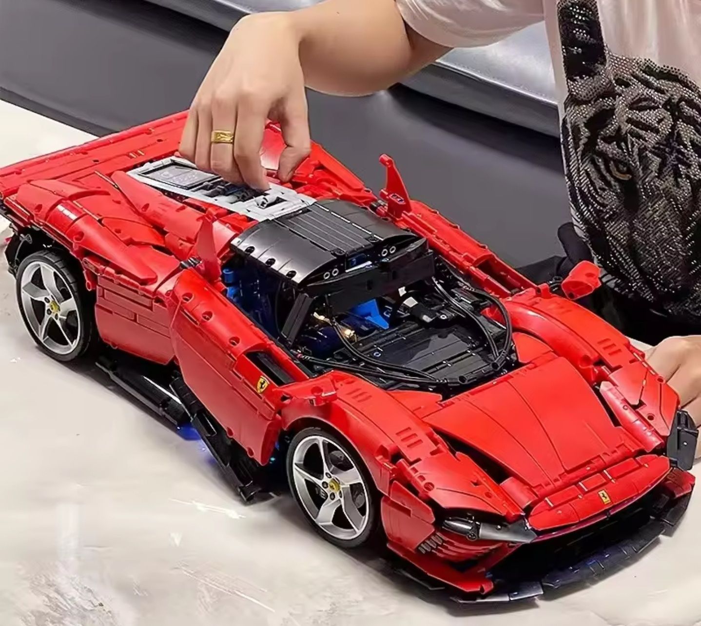 Kонструктор машина Technic Ferrari Daytona 3778 деталей, 1:8 масштаб