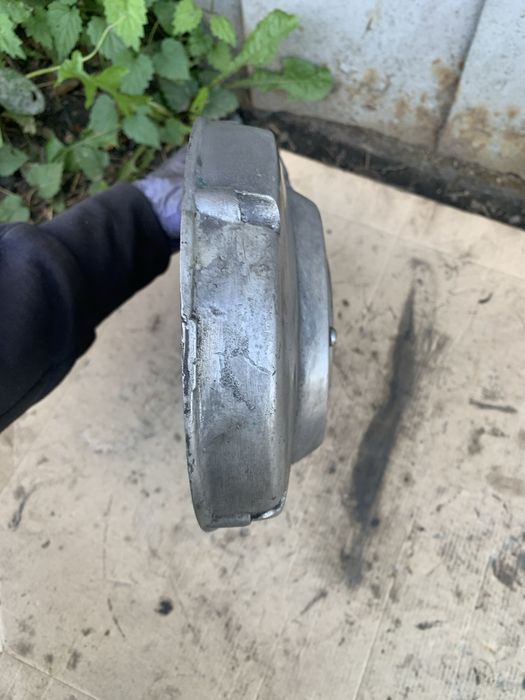 Кришка щеплення Иж Юпитер 3-01 ліва