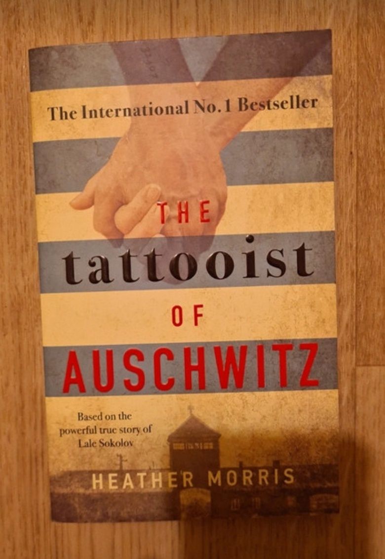 Książka "Tattooist of Auschwitz"