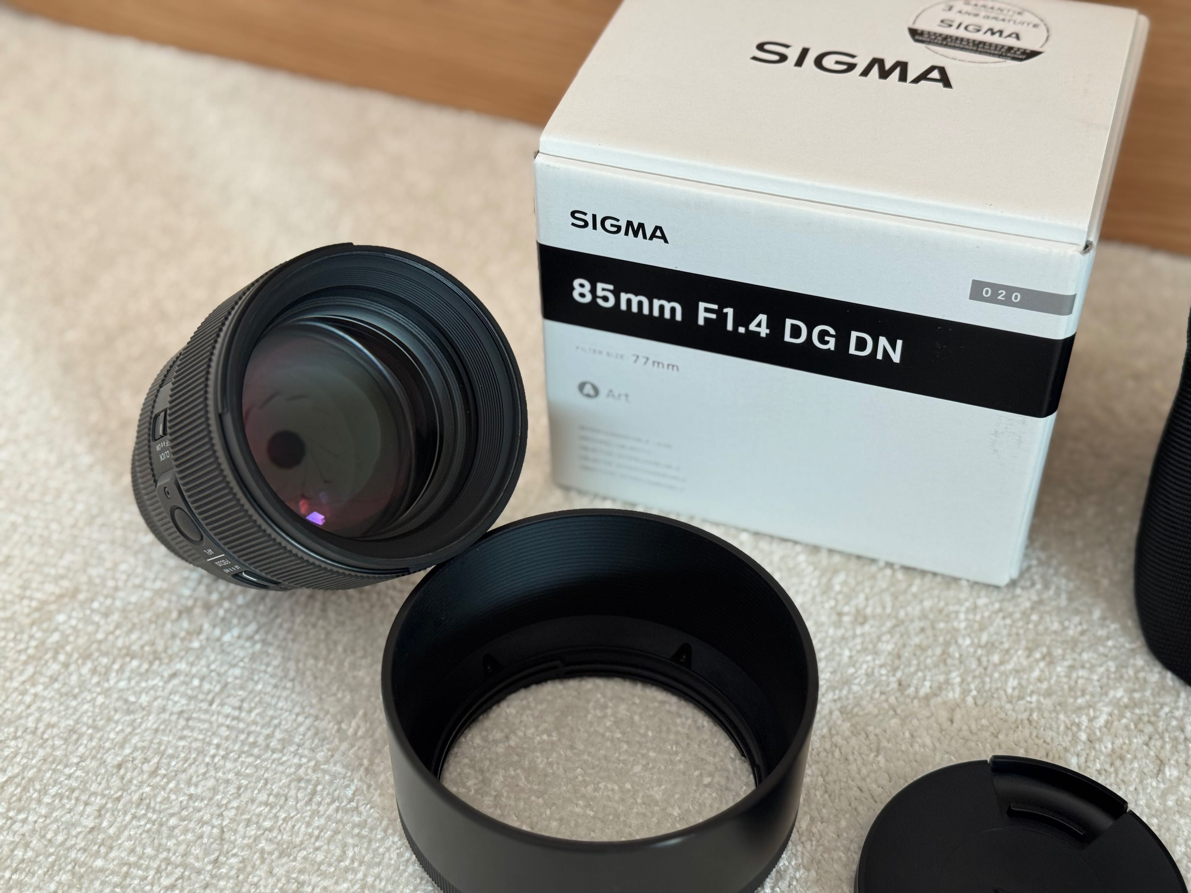 Objetiva Sigma Art 85mm F1.4 DG DN - Ótimo estado