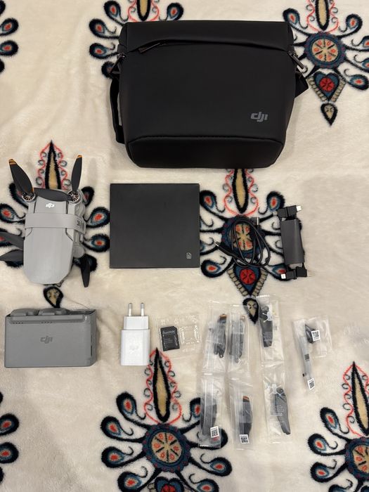 Dron Dji Mini 2 Fly More Combo