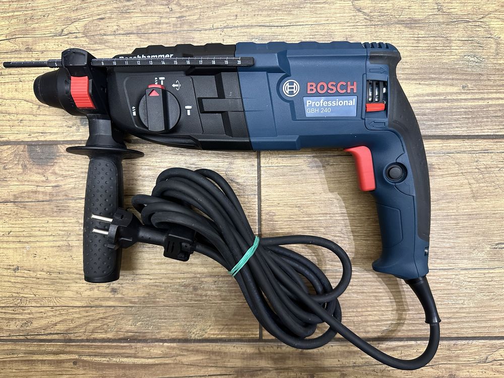 Młotowiertarka, młot udarowy BOSCH GBH240 + walizka