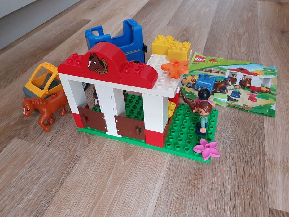 LEGO Duplo 5648 stadnina