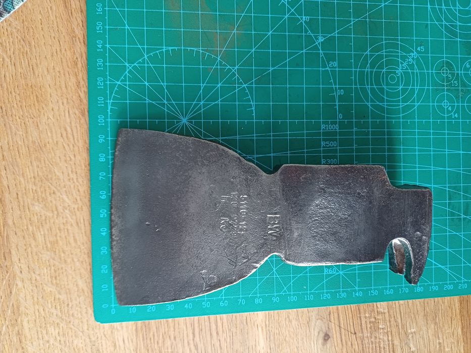 Toporek niemiecki Helko