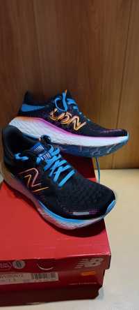 Buty do biegania NB W1080N12