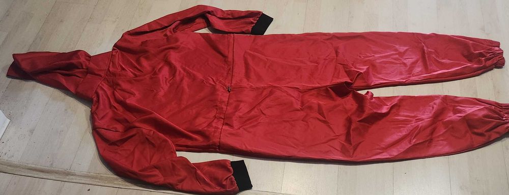 strój dom z papieru kombinezon halloween XL 2518