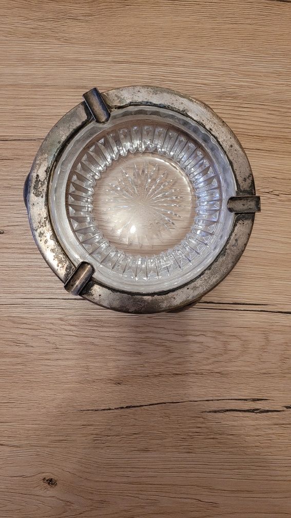 Popielniczka kryształ i posrebrzana podstawa 17,5 cm