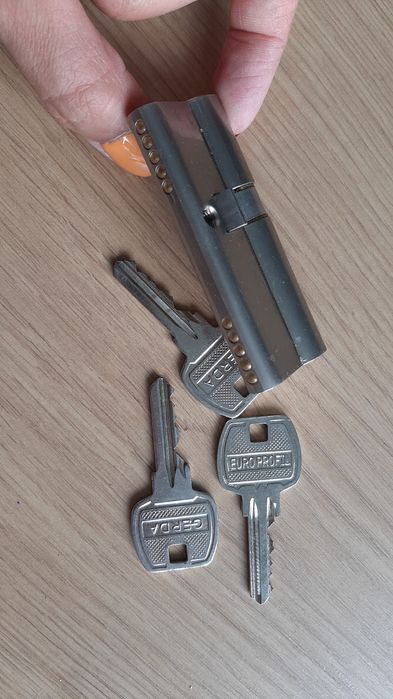 Wkładka bębenkowa Gerda 30/45 + 3 klucze. Zamek do drzwi budowlany