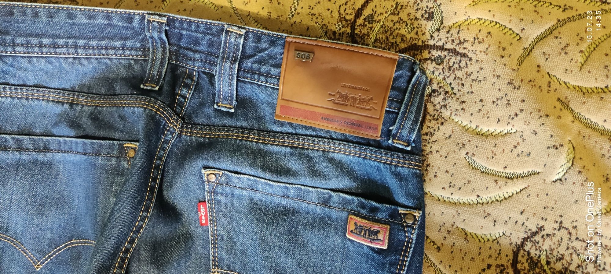 Джинси Levi's темно сині
