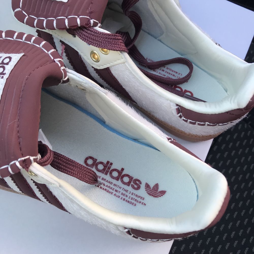 Жіночі білі кросівки адідас Adidas Samba Wales Bonner White Bordo