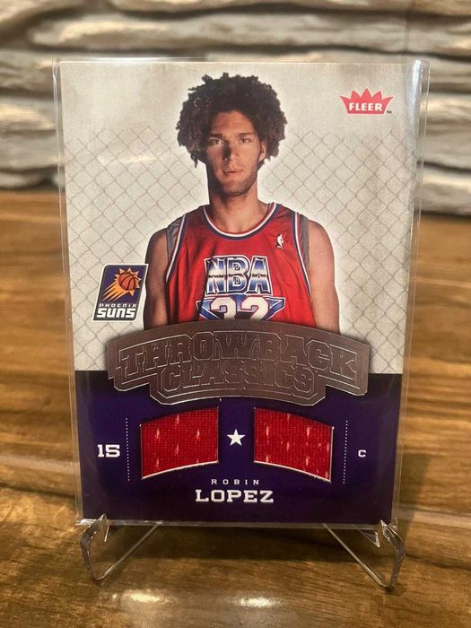 Karta koszykarska NBA z kawałkiem koszulki Robin Lopez Phoenix Suns