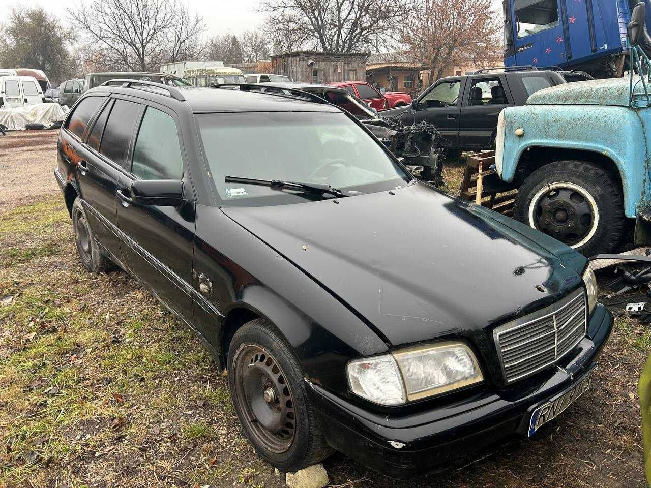 Мерседес-Бенц Ц-Класс 1988/Mercedes Benz W202 Class C 220 -зч/разборка