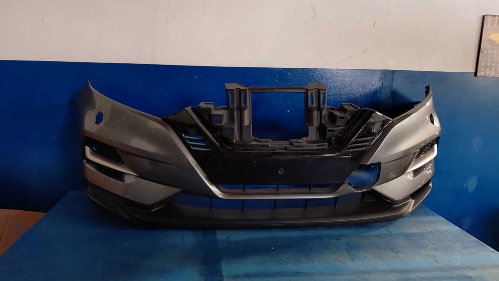 Nissan Qashqai J11 lift zderzak przedni przód pdc spryskiwaczy
