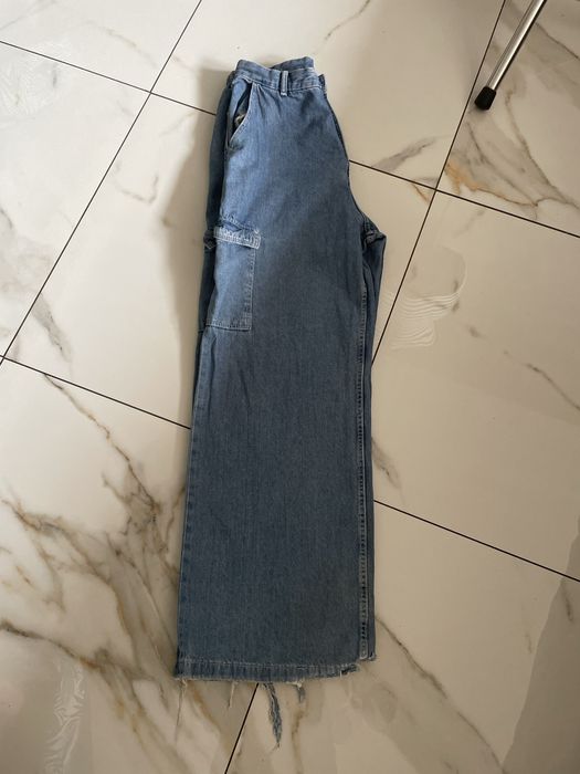 Damskie bojówki jeansowe  Bershka rozmiar 40