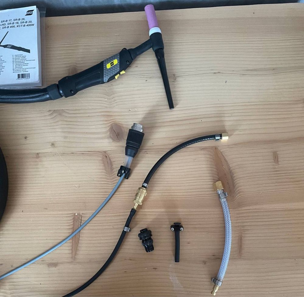 Uchwyt spawalniczy TIG ESAB TIG SR-B 17 - 8m