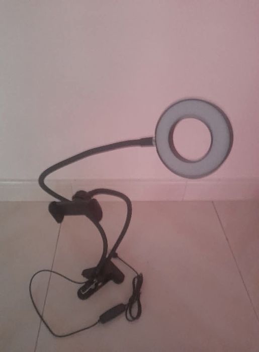 Suporte com luz para telemóvel(novo)