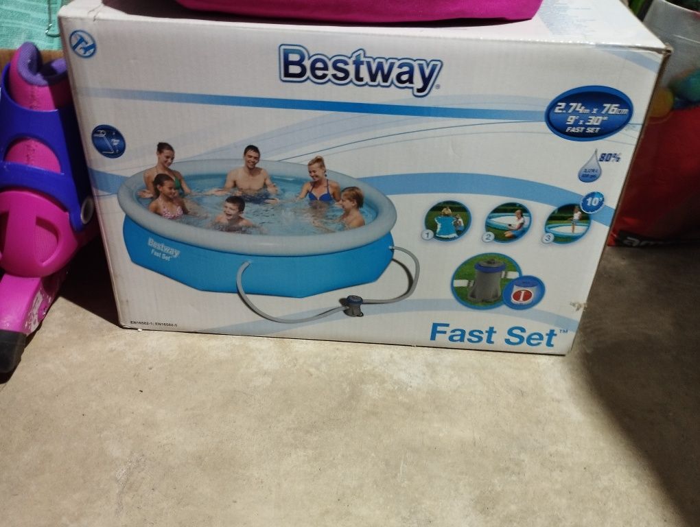 Piscina Bestway com kit completo e oferta