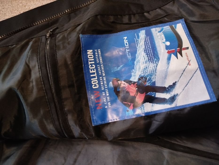 Продам нову чоловічу куртку,не підійшов розмір.