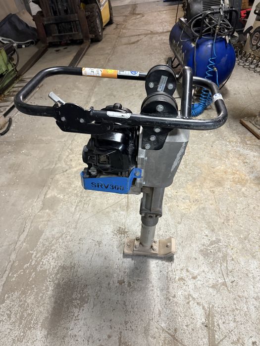 Weber SRV 300 skoczek zagęszczarka Honda GX50