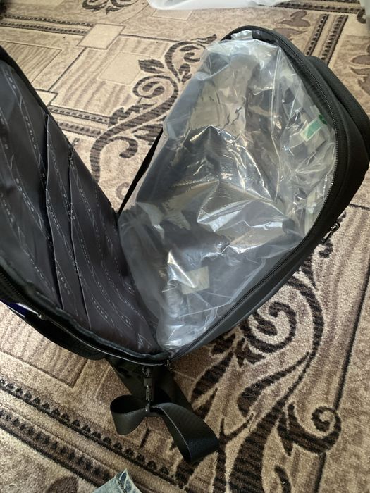 Сумка-бананка через пличе чоловіча чорна і є сіра