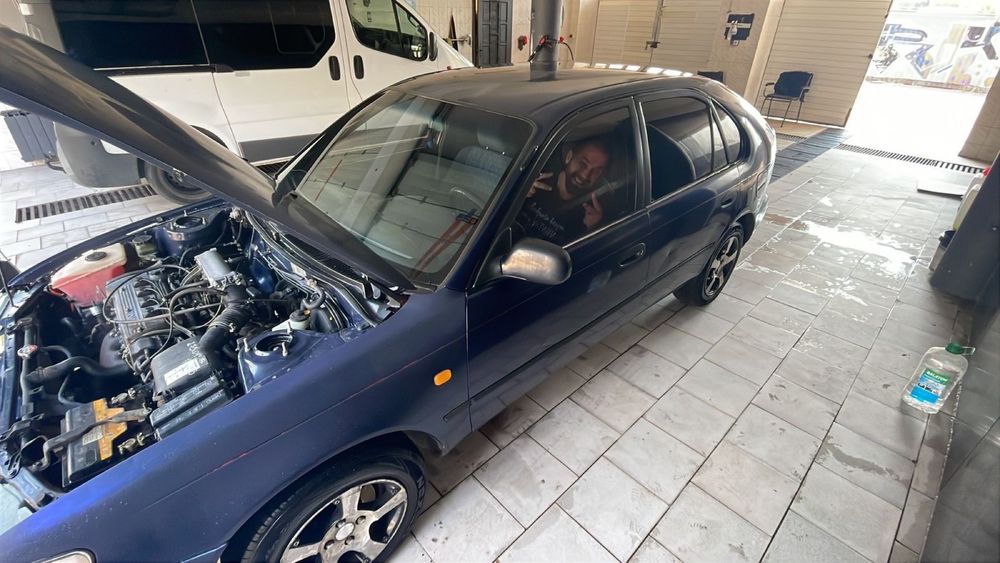 Тойота Корола 1.3 16v 1995