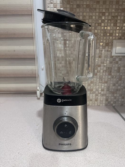 Блендер Philips HR3652