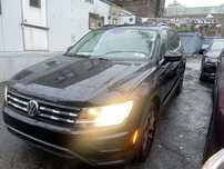 Продам 2021 Volkswagen Tiguan SE в доброму стані