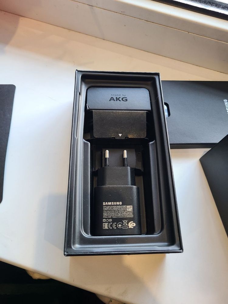 Samsung note 10 plus 12/256 Новый