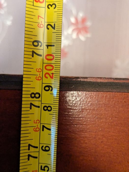 Входная дверь с коробом дерево