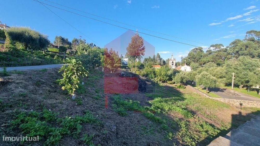 Terreno construção, Cervães