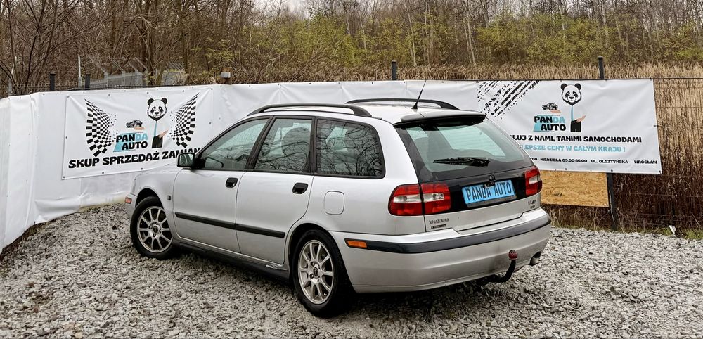 Volvo V40 1.9D ~ Lift ~ 2004 ~ Klima ~ Alufelgi ~ Hak ~ Zadbane