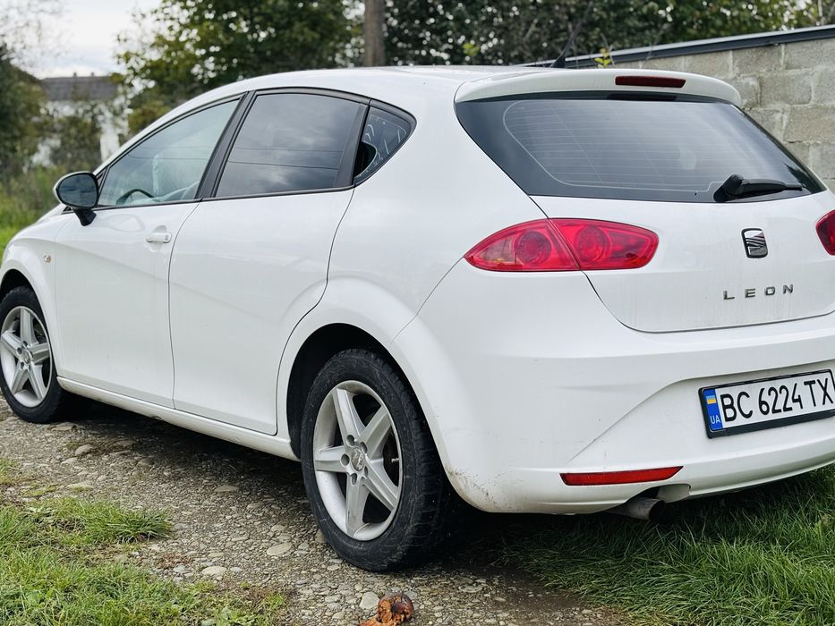 Авто seat leon