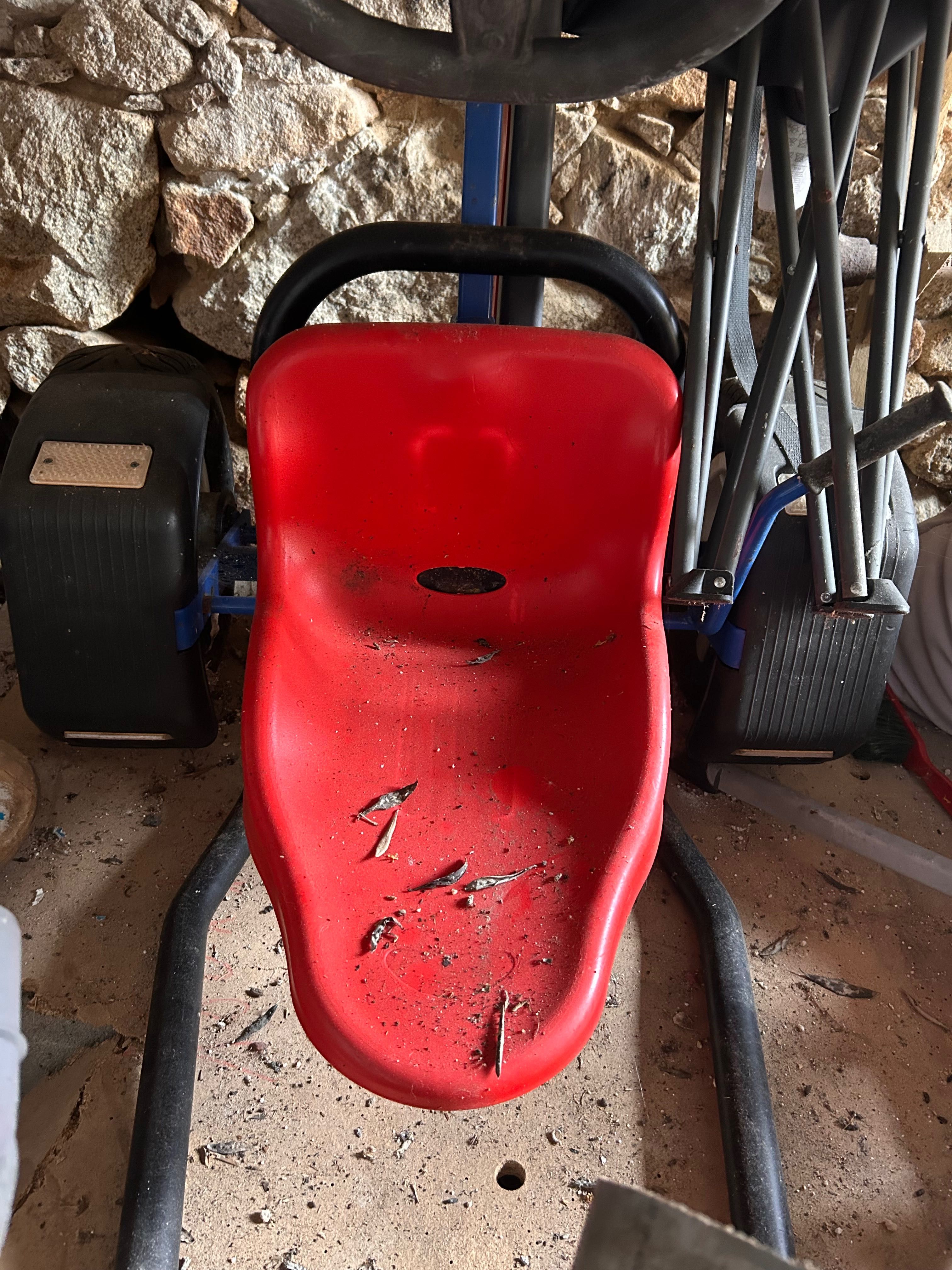 Kart 4 rodas, Desocupar Espaço