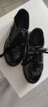 Buty lakierowane trapery