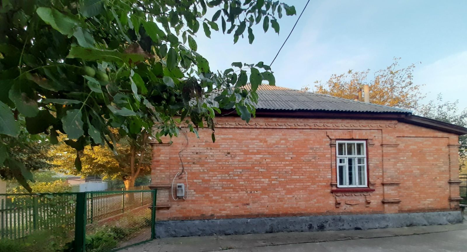 Продам газифікований будинок в місті,вул.Бойківська з приватизованою з