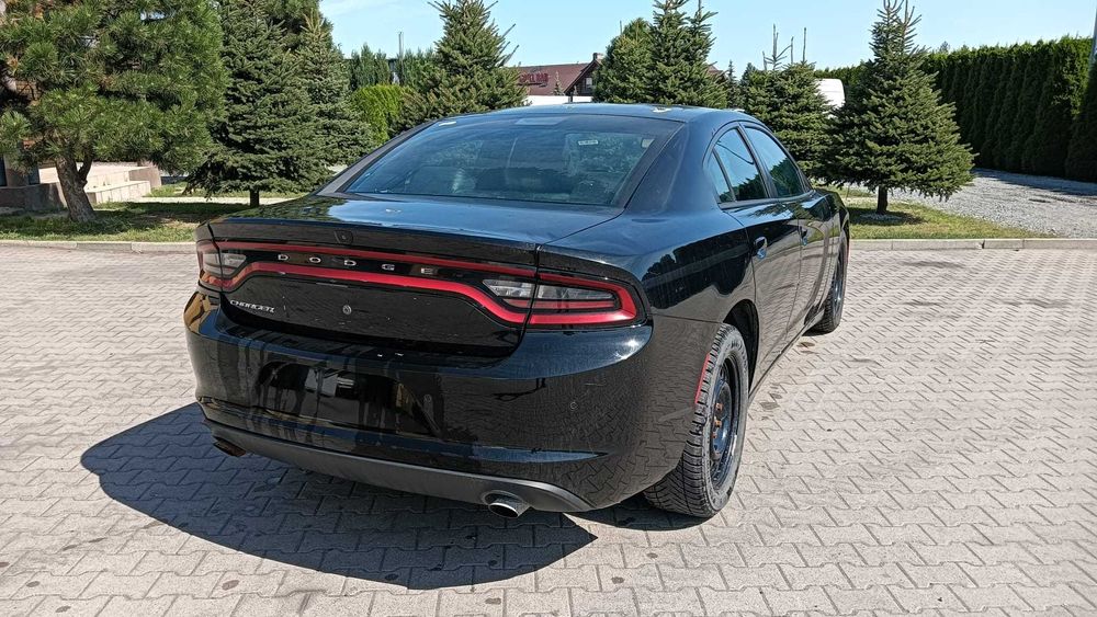Dodge Charger 2016 5,7 benzyna