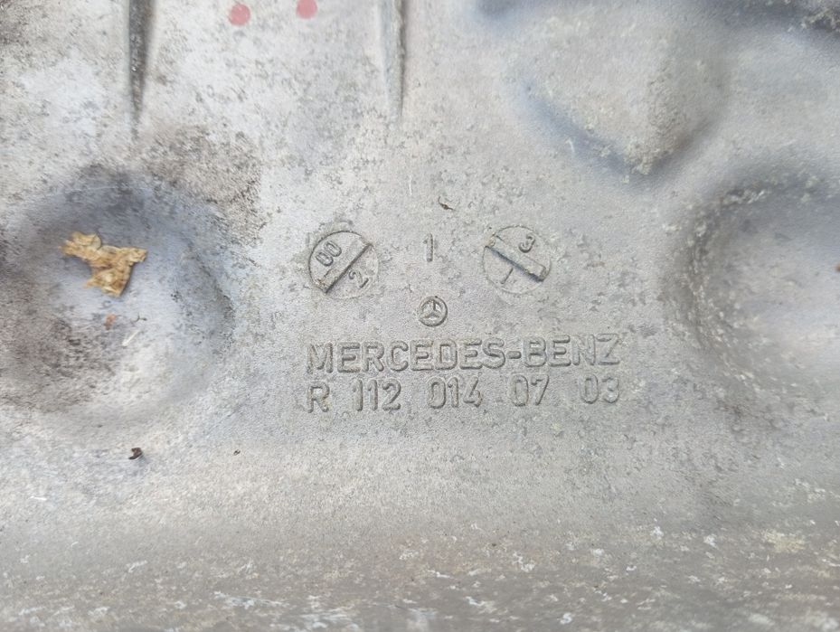 Miska oleju Mercedes c 203 3.2