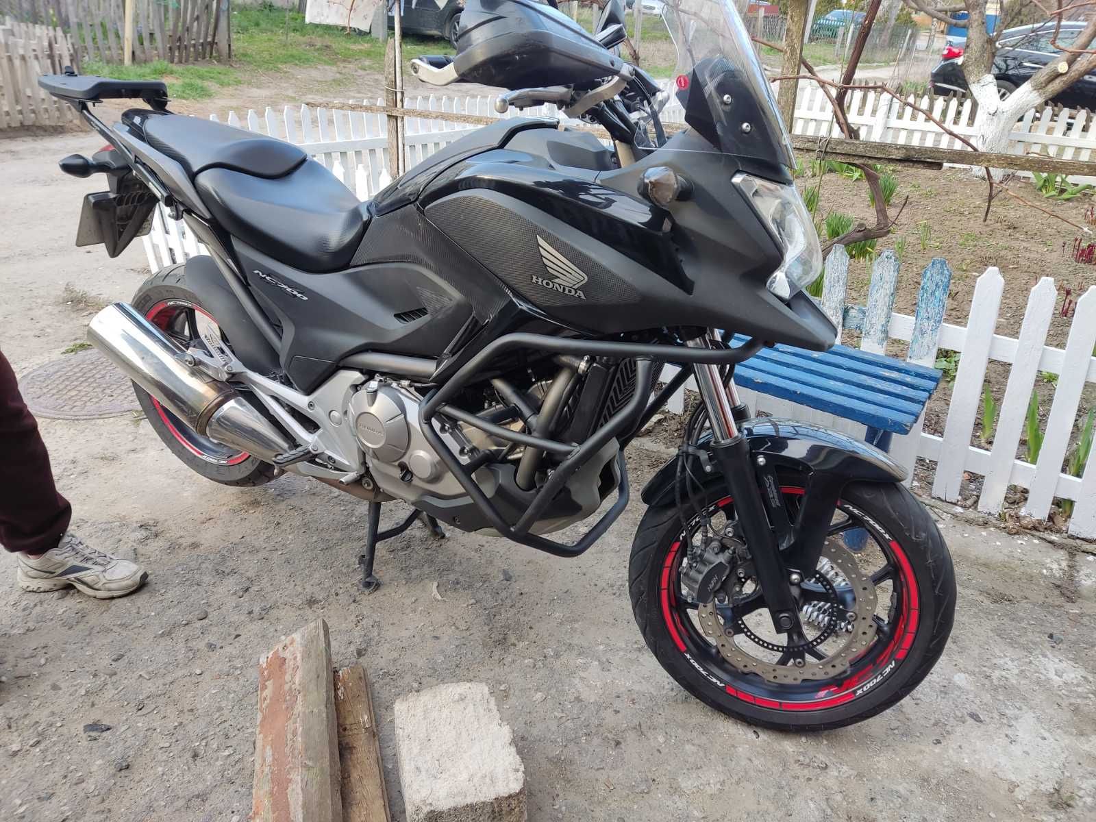 Honda nc 700 2013год