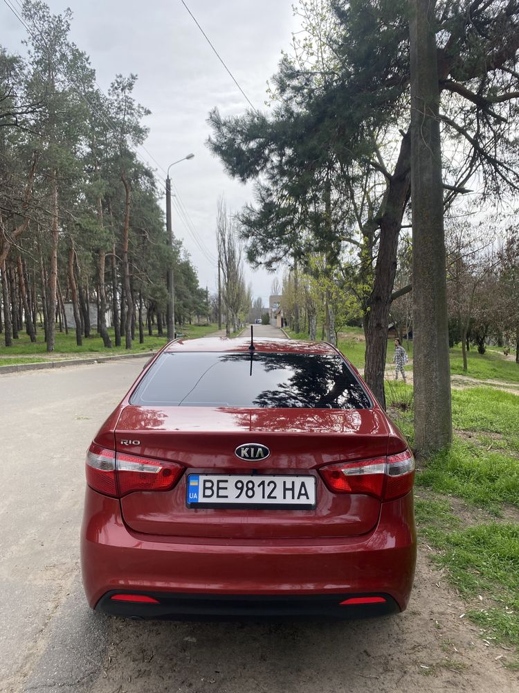 KIA RIO 2012, газ/бензин